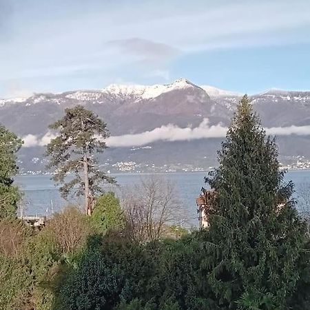 Studio With Lake And Montains Views Free Parking Luino Esterno foto