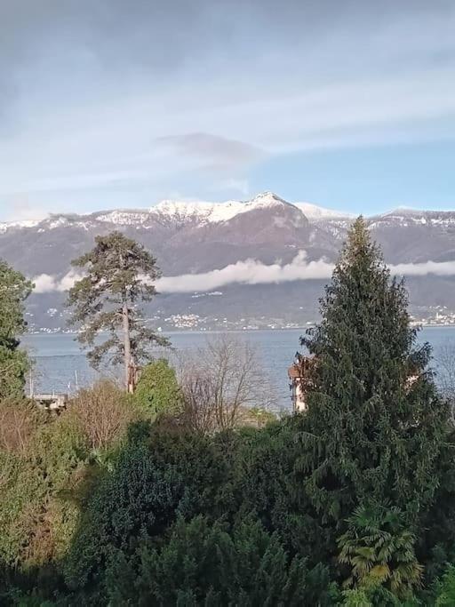 Studio With Lake And Montains Views Free Parking Luino Esterno foto